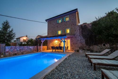 Luxury Villa With A Swimming Pool Risika, Krk - 17394