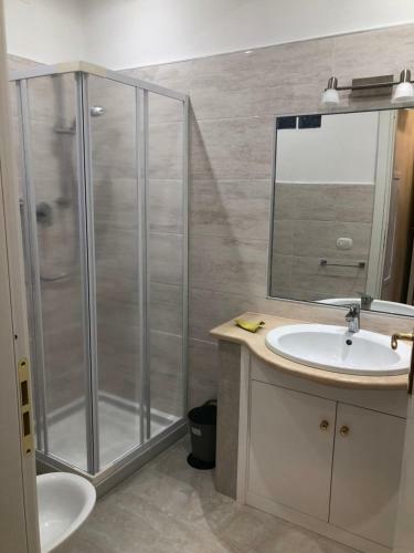 Hostal Alloggi Per Uso Turistico A&m