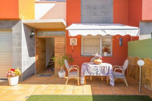Pozo Izquierdo Holiday