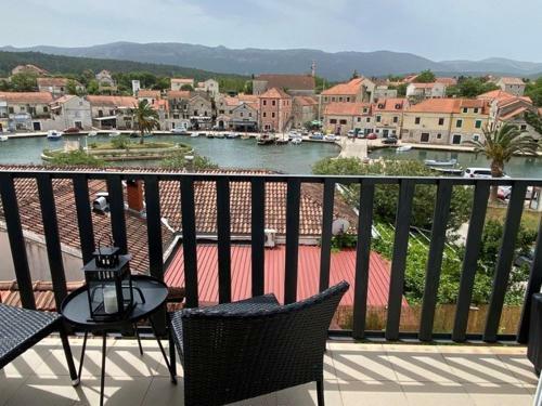 Hostal Mediteran Hvar Rooms