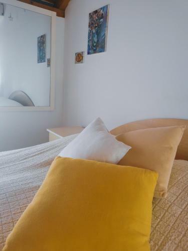 Apartments Lo?otovi Vrboska