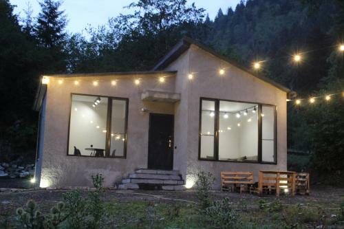 Villa Cozy House In The Forest