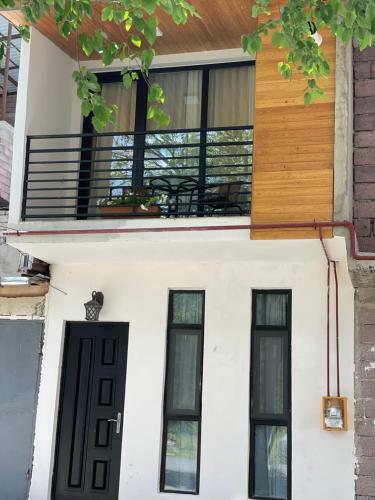 Villa Myhouse