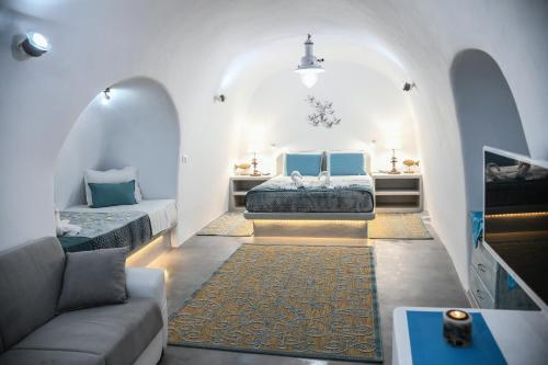 Villa Serenity Blue (Cave House)