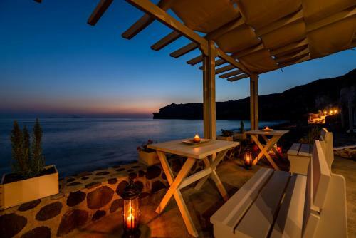 Apartamento Black Bay Caves Suites