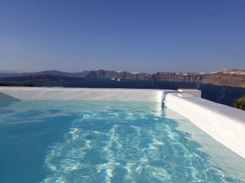 Admiral's House Santorini