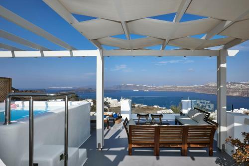 Admiral's House Santorini