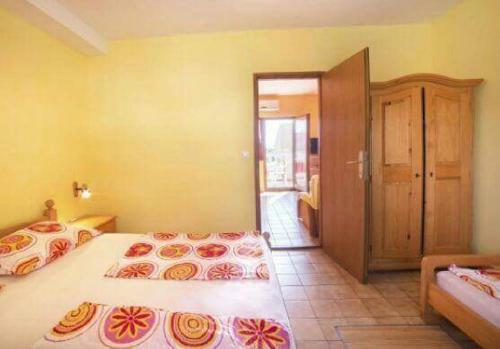 Apartmani Lovrinovi?