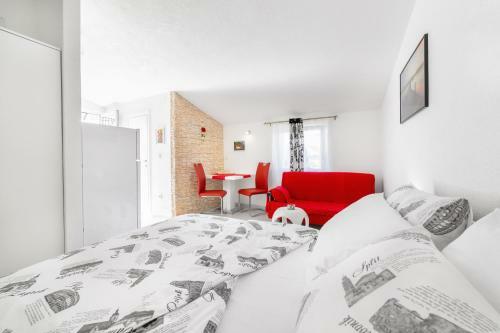 Apartments Lipic