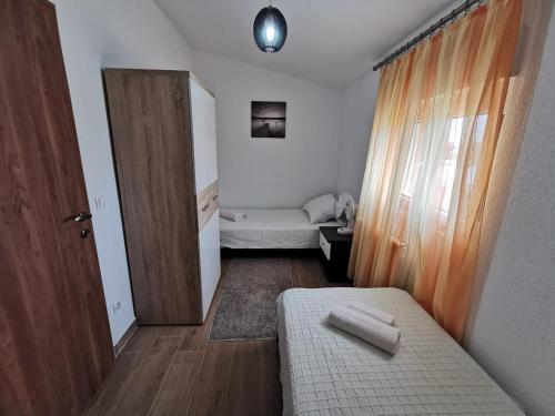 Apartments With A Parking Space Vodice - 16944