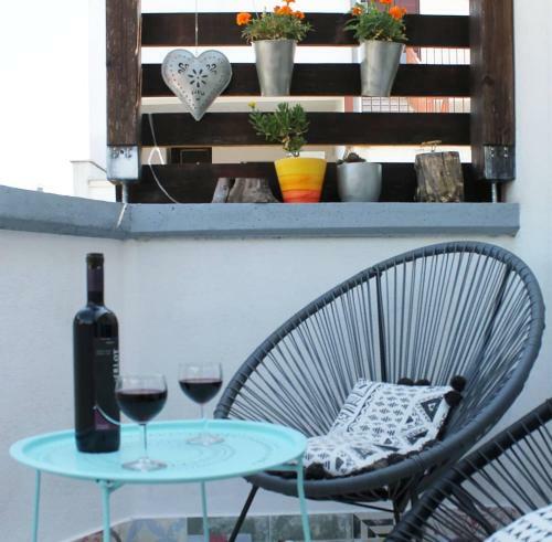 Happy Apartment
