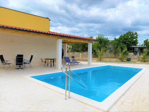 Apartamento Pranjic Delux Guest House