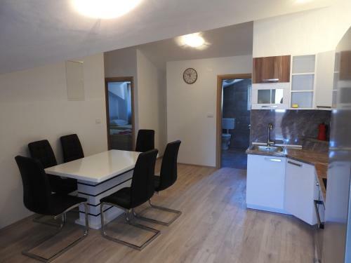 Apartmani Hrvoje Klari? - Srima