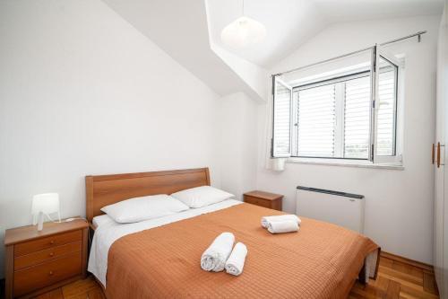 Apartments By The Sea Vodice - 16804
