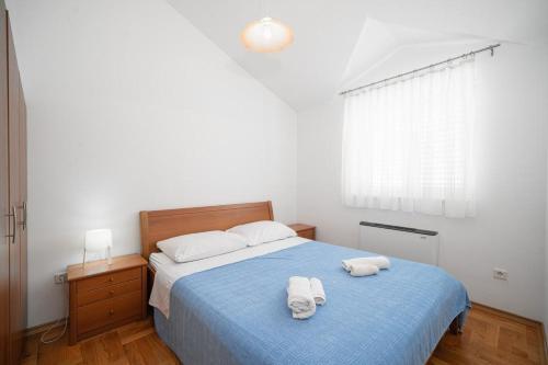 Apartments By The Sea Vodice - 16804