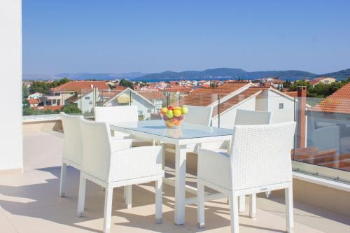 Hostal Apartment Royal II