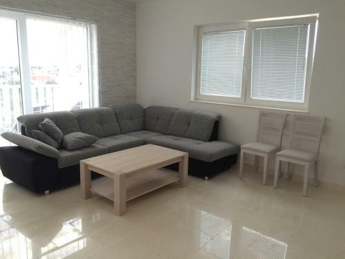Villa Bachelor