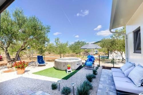 House Green Oasis