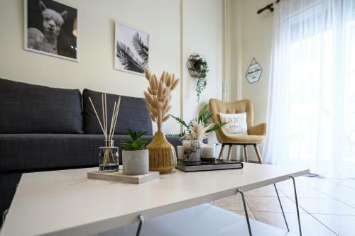 Yellow Fresh Apartment-city Center