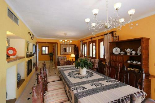 Villa Oscols