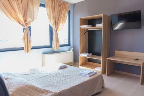 Via Mare Apartments
