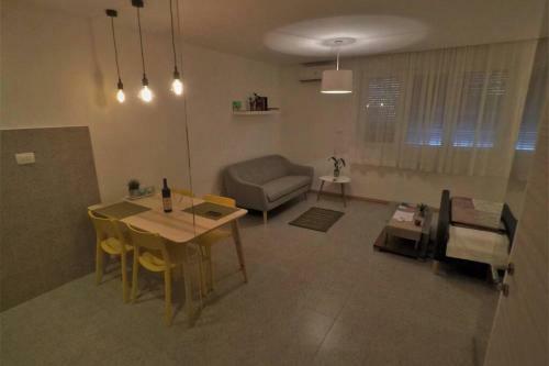 Mihailo's Nice Apartment Next To Lake