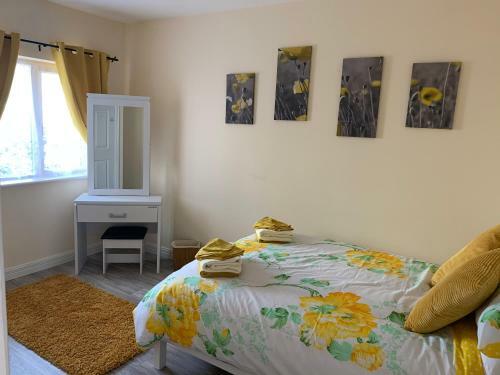 Apartamento Mayfield House Holiday Home