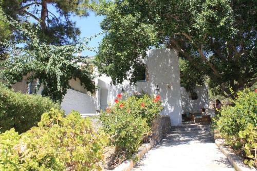 Charming Leros Hideaway | Serenity & Privacy