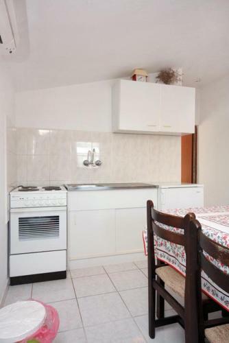 Apartments With A Parking Space Vrsi - Mulo, Zadar - 5938