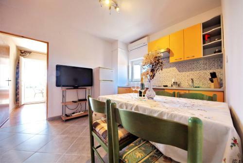 Apartmani ?ime Vrsi