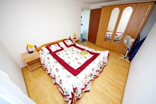 Apartmani ?ime Vrsi