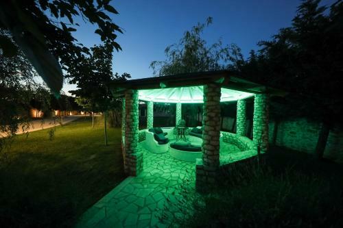 Hostal Pequena Perla Rooms