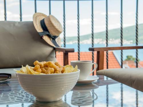 Cicciobello Lux Apartment Bao?i?i With Stunning Sea View