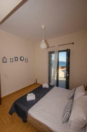 Villa Almyras Aura