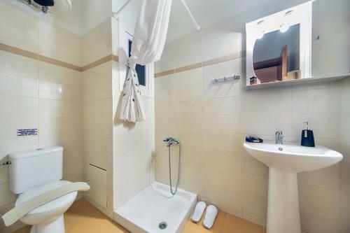 Omega Comfy Apartments Almyrida