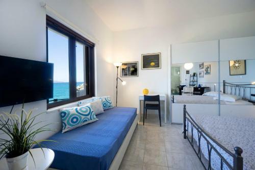 Ostria Seaside Home