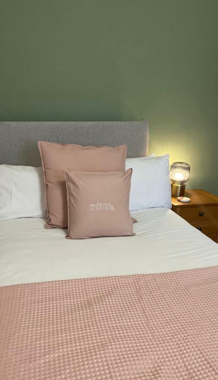 Hostal Fairlawn House