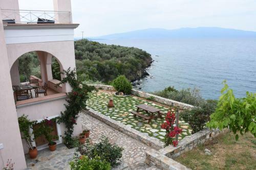 Apartamento Artemis, Apt With Stunning View!