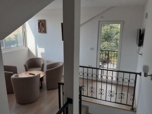Hostal Vila Nadjinski