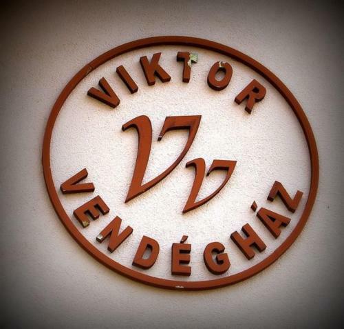Hostal Viktor Vend�gh�z �s Apartmanh�z