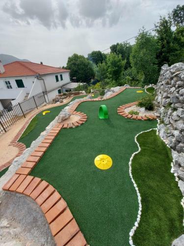 Villa Sagosde With Swimming Pool And Mini Golf