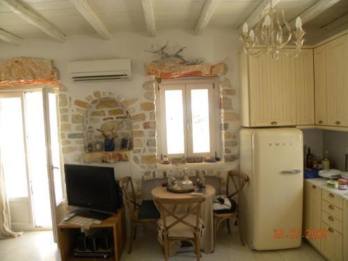 Villa Petradi (150 Meters From The Sea)