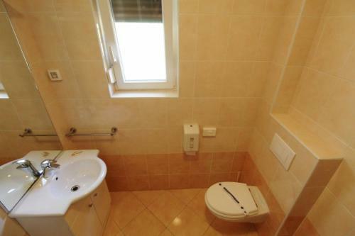 Hostal Villa Lion Zambratija