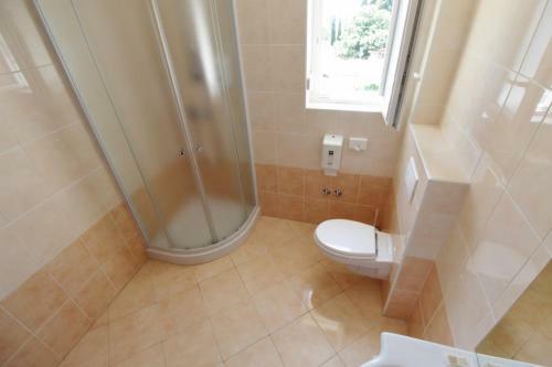Hostal Villa Lion Zambratija