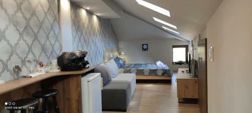 Inbox Apartments