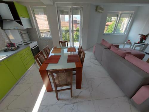 Xxl Apartament City Centar 1