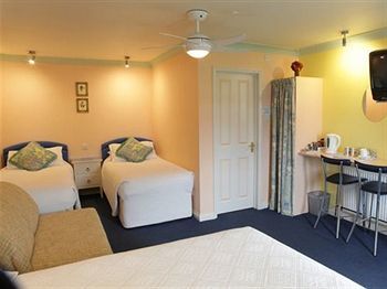 Hostal Little Bullocks Farm