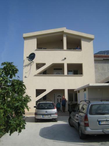 Hostal Rooms Dzunic