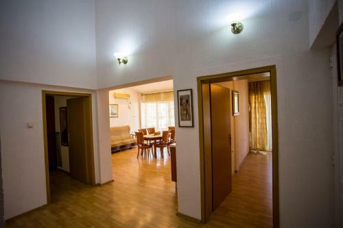 Apartment Summer