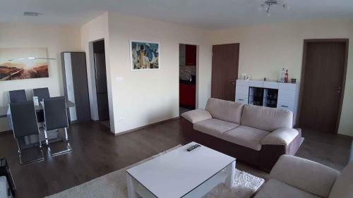 Apartment In Balatonalmadi 36663